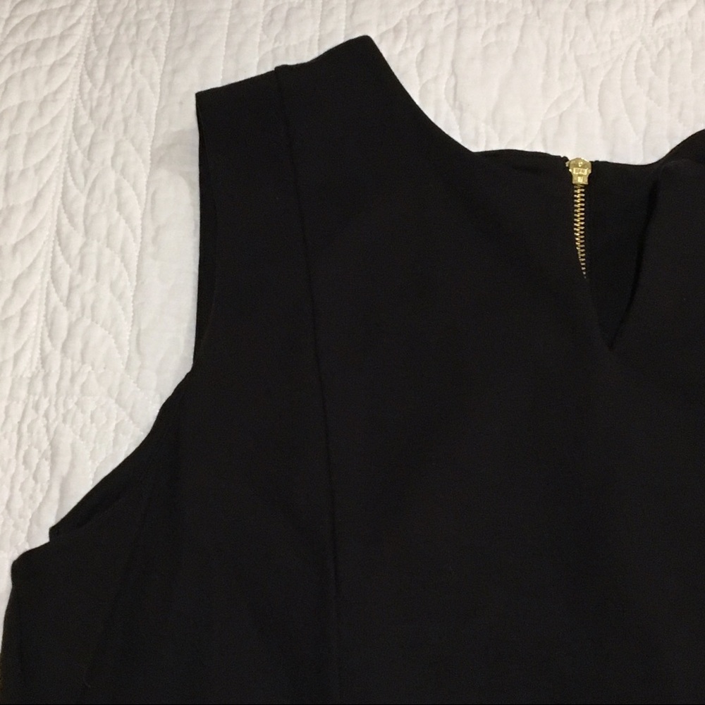 Black top - Picture 4 of 7